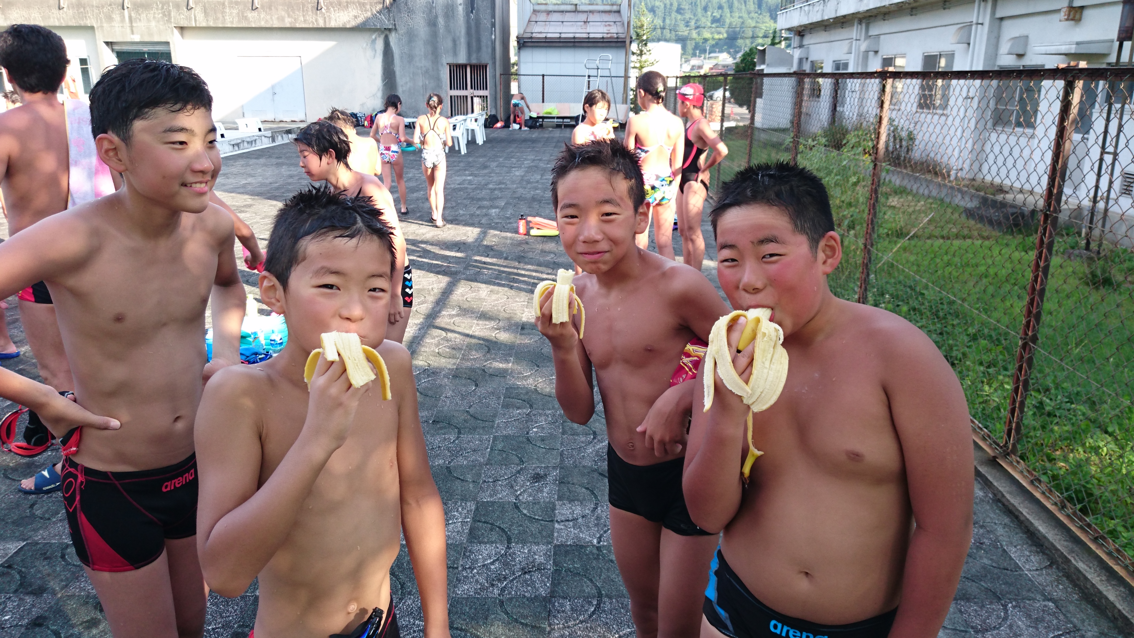 小学生　日焼け 